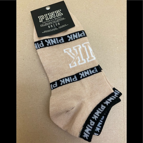 PINK Victoria's Secret Accessories - 🦋4/$20 VS PINK Collegiate Collection Crew SockNWT